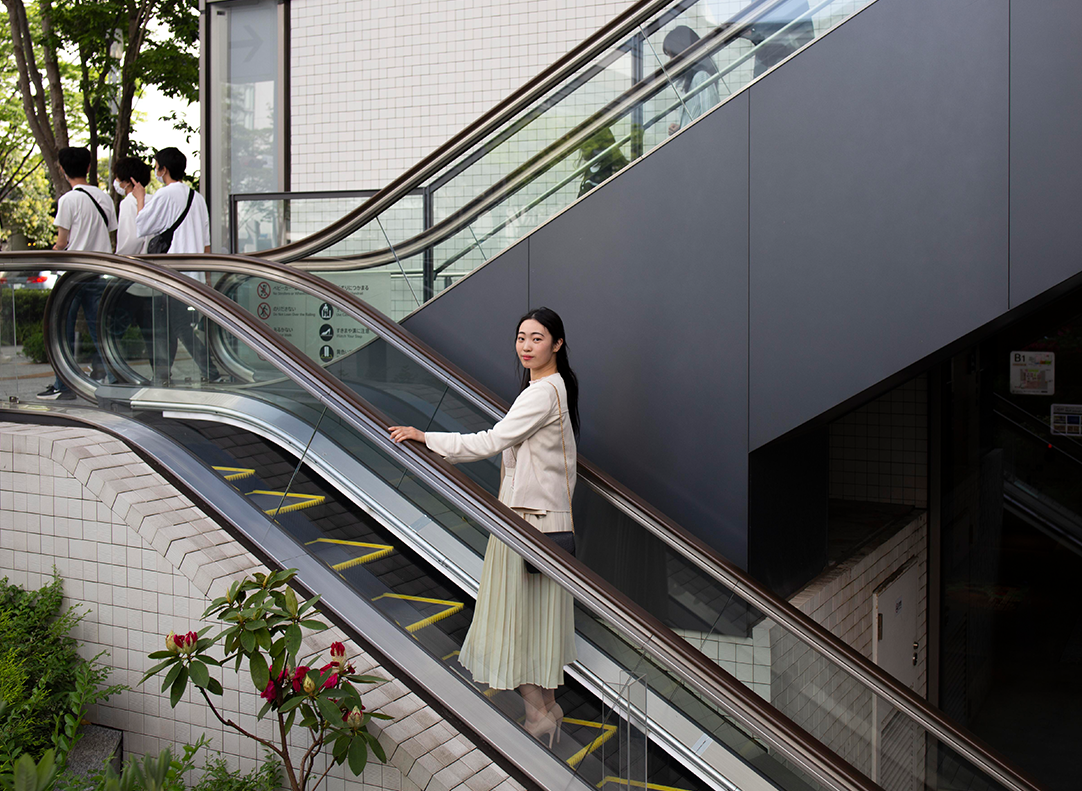 ESCALATOR